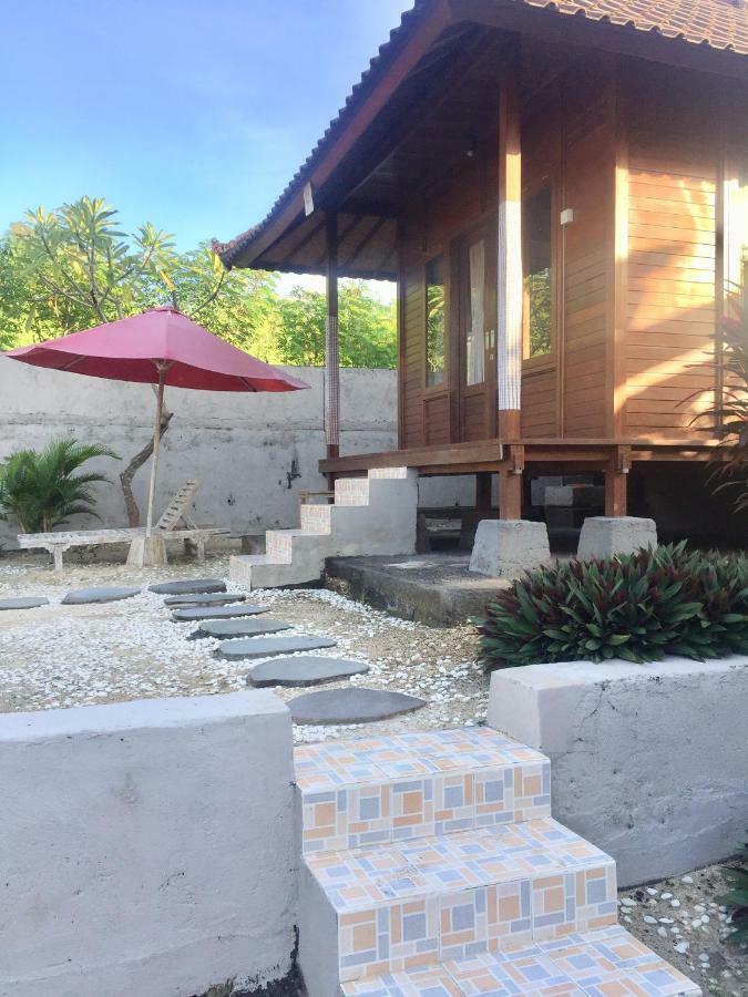 Puri Sari Mangrove Hotel Nusa Lembongan  Exterior photo