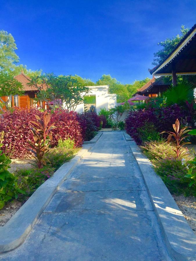 Puri Sari Mangrove Hotel Nusa Lembongan  Exterior photo